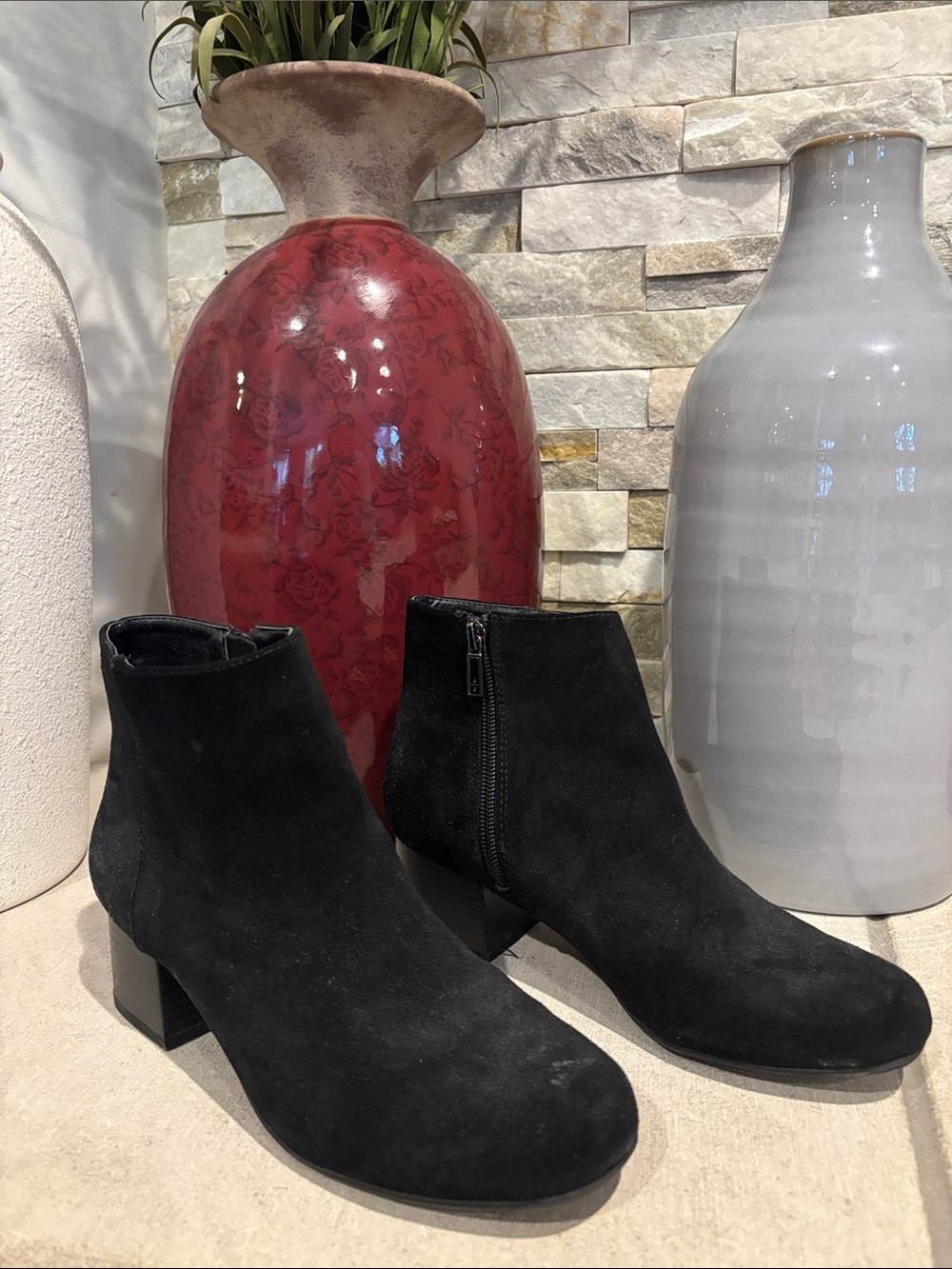 Kenneth Cole Reaction Suede Booties